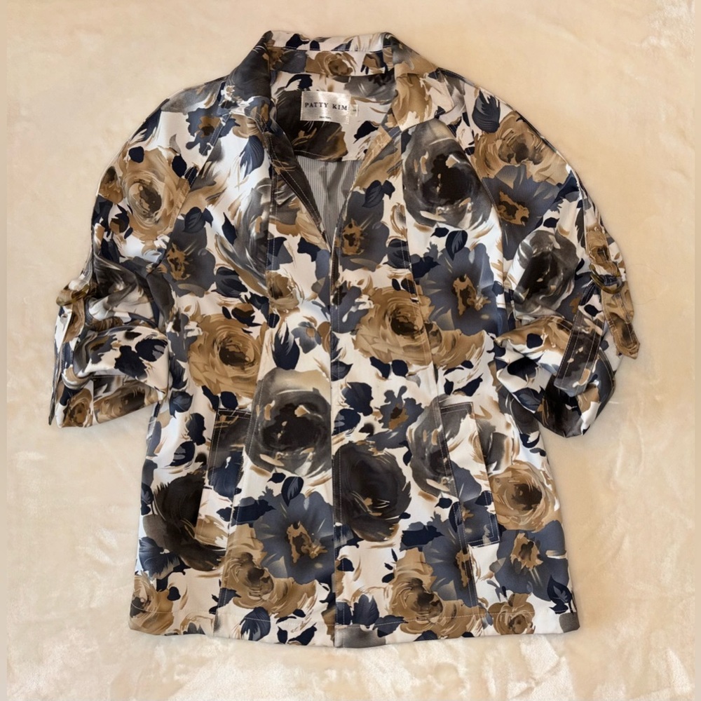 Patty Kim New York Floral Open Short Trenchcoat